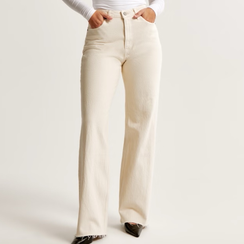 Abercrombie High Rise 90s Relaxed Jean Oat / Cream